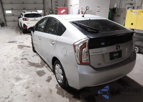 2015 Toyota Prius Two из США, поврежденный, VIN JTDKN3DU1F0437466